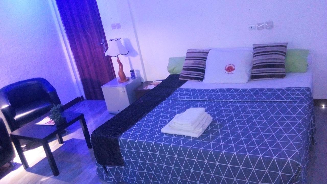 Senateur Hotel Agontinkon โกโตนู ภายนอก รูปภาพ