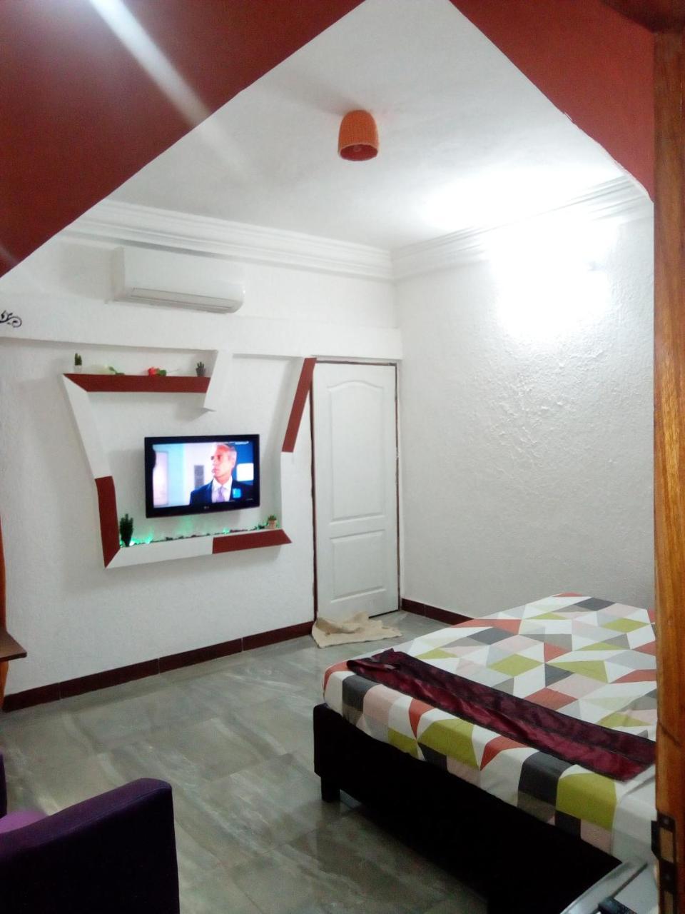Senateur Hotel Agontinkon โกโตนู ภายนอก รูปภาพ