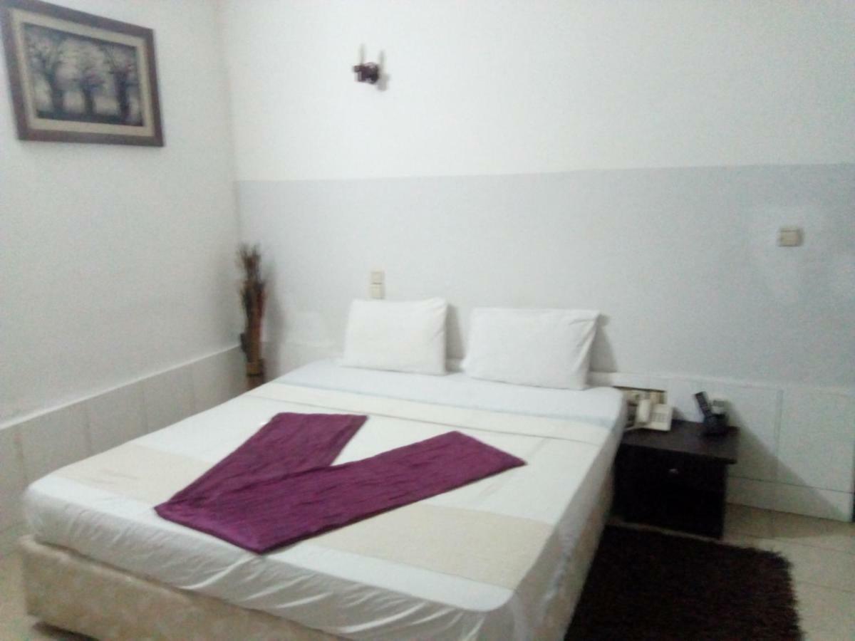 Senateur Hotel Agontinkon โกโตนู ภายนอก รูปภาพ