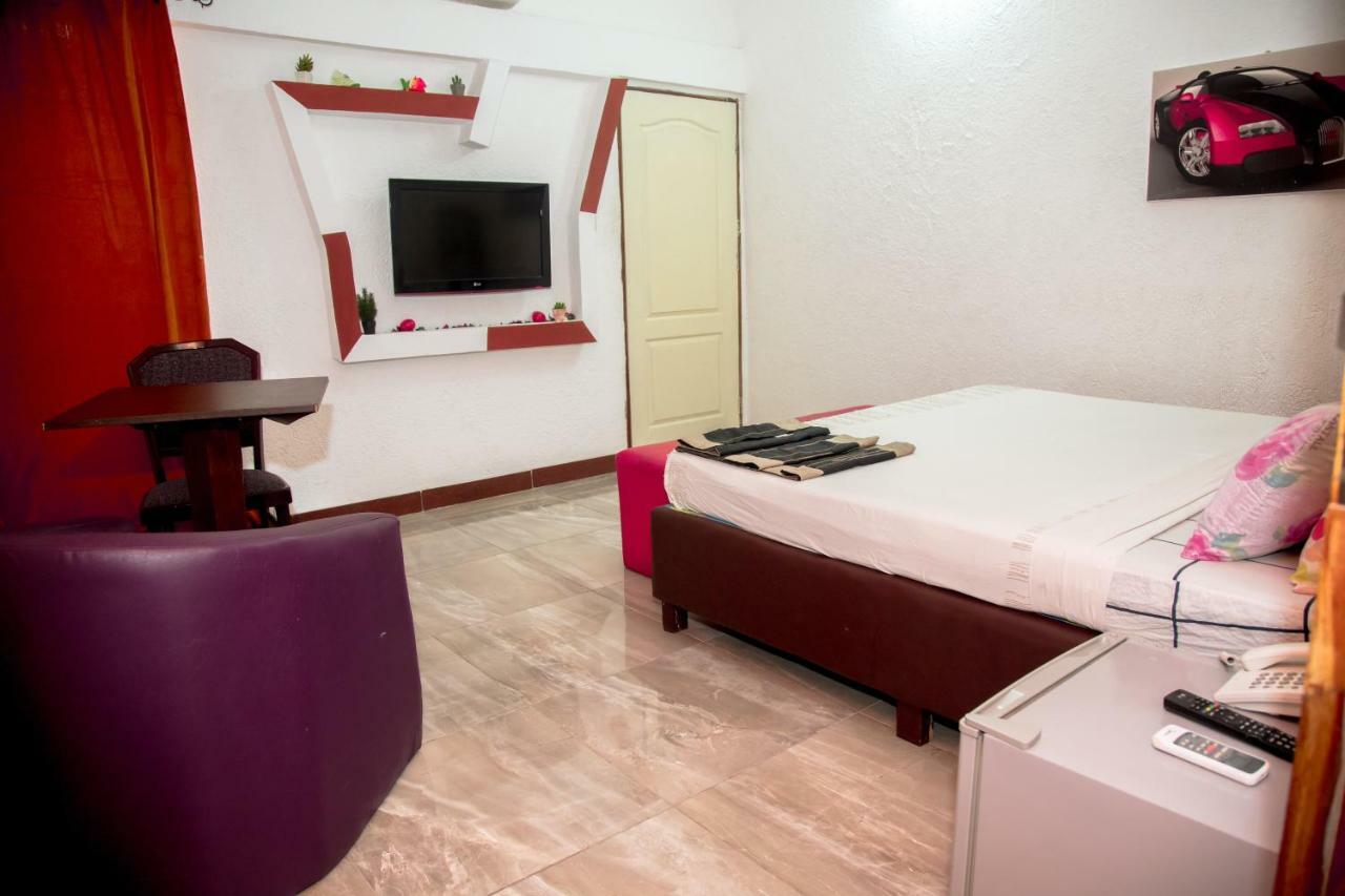 Senateur Hotel Agontinkon โกโตนู ภายนอก รูปภาพ