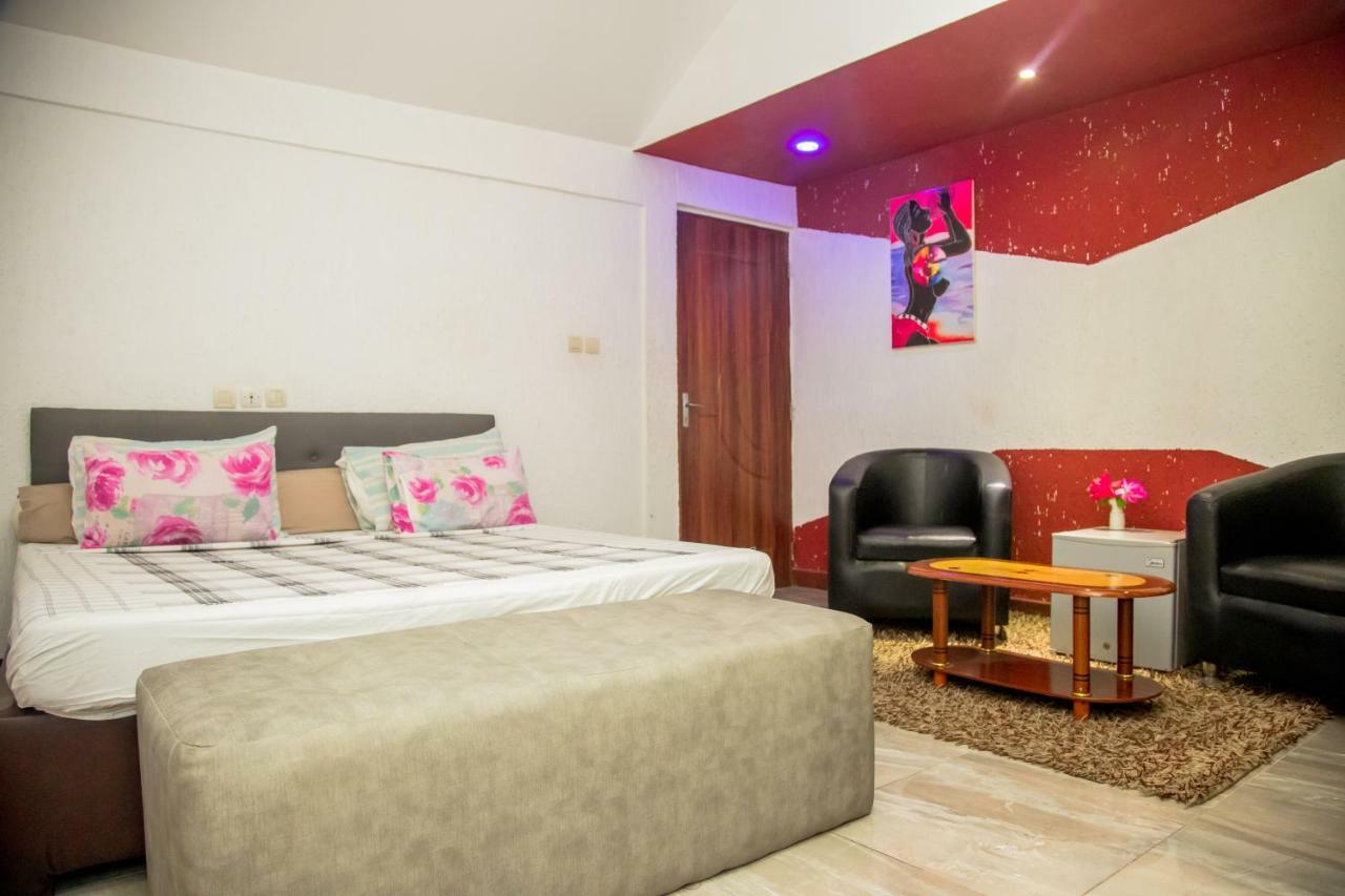 Senateur Hotel Agontinkon โกโตนู ภายนอก รูปภาพ